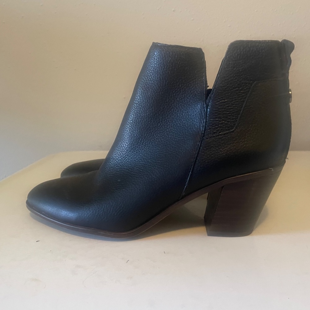 Franko Sarto Black Leather Ankle Booties